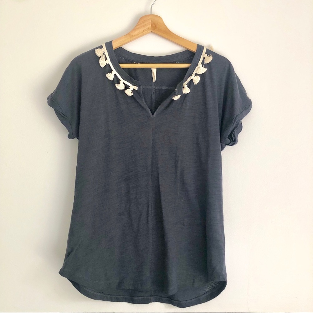 Wishlist tee with tassels